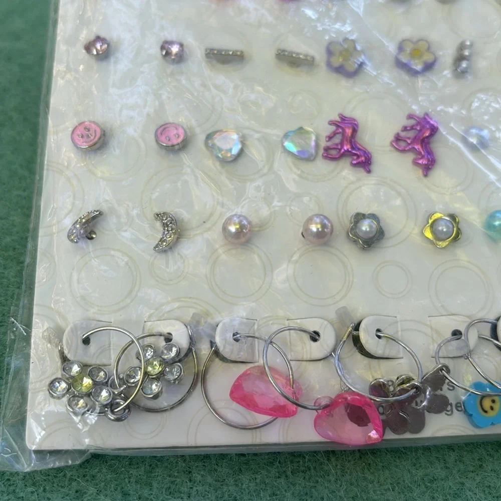 NWT Wonder Nation 30 pc Colorful Silver Pierced Earrings Set Floral Emoji Heart